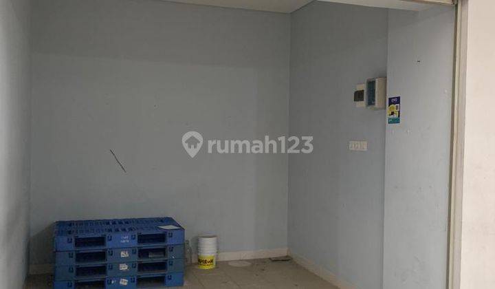 Kios Kondisi Bagus Siap Usaha Lokasi Dekat Pintu Masuk Di Cisauk Tangerang 2