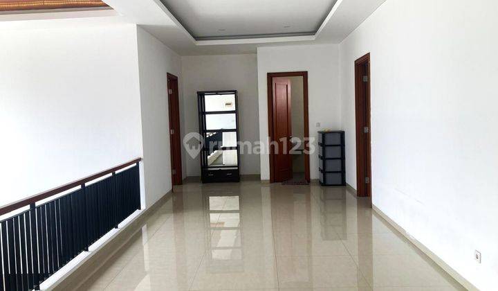 Dijual Rumah 2 Lantai Siap Huni Kondisi Bagus Di Sutera Jingga Area Alam Sutera 2