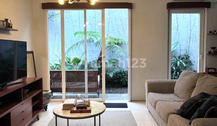 For Sale Fully Furnished House in Puri Padi Padi, Bintaro