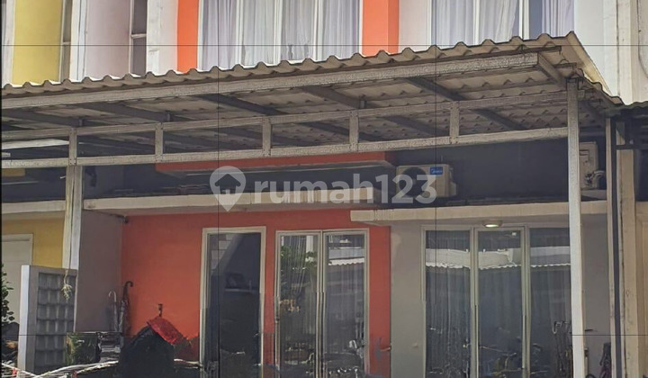 For Sale 2-Story House In Good Condition At The Garden, Serpong Jaya, South Tangerang