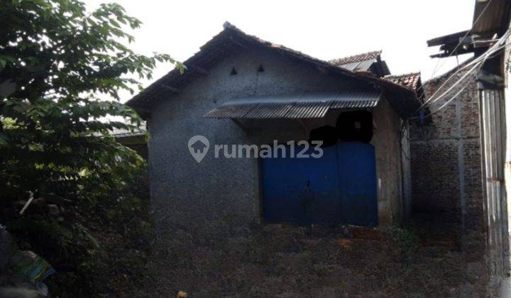 Tanah Bonus Bangunan Gudang Lama di Sayap Cigondewah Kota Bandung 1