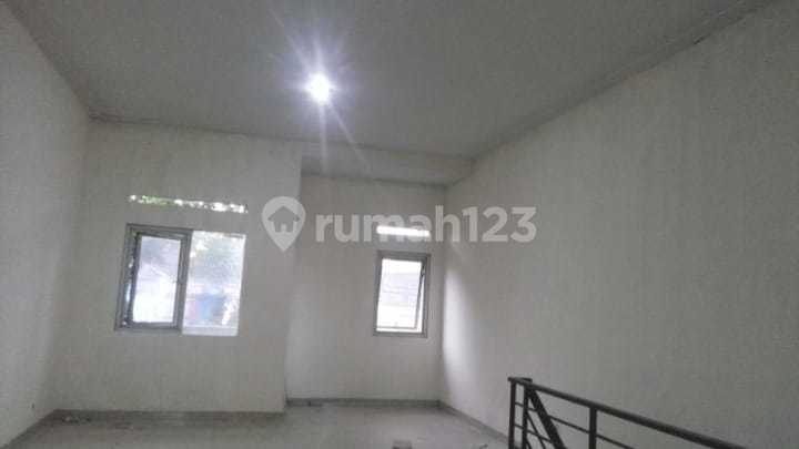 Strategic 2-Storey Shop House for Business in Padalarang Area, Kbb 2