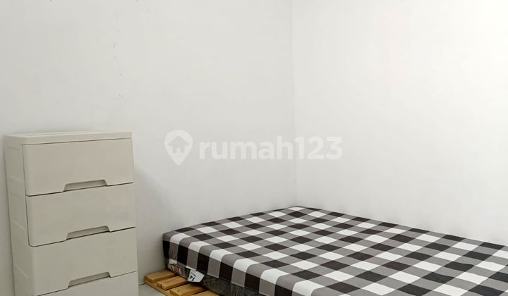 Rumah Kos 2 Lantai Aktif di Komplek Taman Holis Indah 1 Bandung
