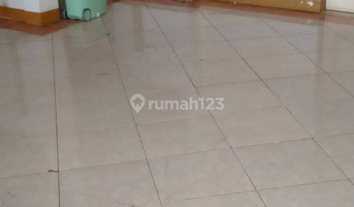 Rumah Ada Kolam Renang di Sayap Cihanjuang Kab Bandung Barat 2