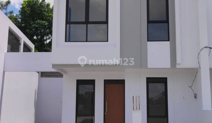 Rumah Baru 2 Lantai Dalam Komplek Nyaman di Batununggal Bandung 1