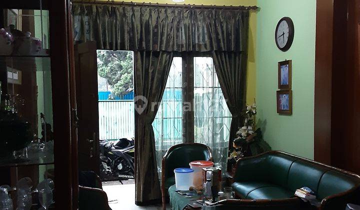 Rumah 2 Lantai Semi Furnished Pinggir Jalan Gunung Batu Cimahi 2