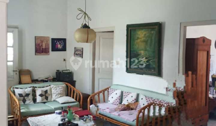 Rumah Strategis Untuk Kantor Dll di Mainroad Jl.Terate Bandung