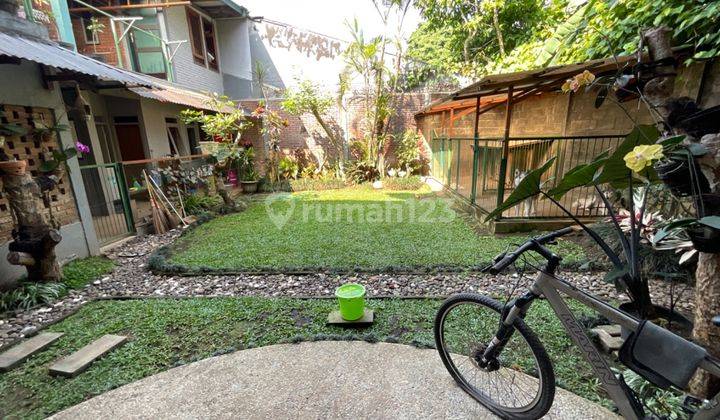 Rumah Etnik 2 Lantai Siap Pakai di Komplek Unpad Cigadung Bandung 2