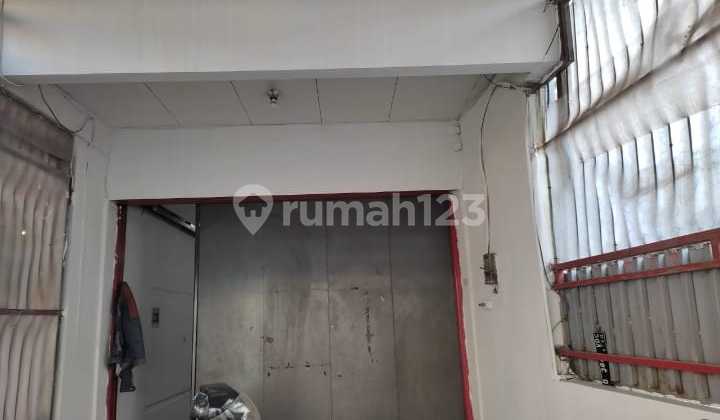 Rumah 2 Lantai Jalan Utama Jarang Ada di Mainroad Kopo Bandung