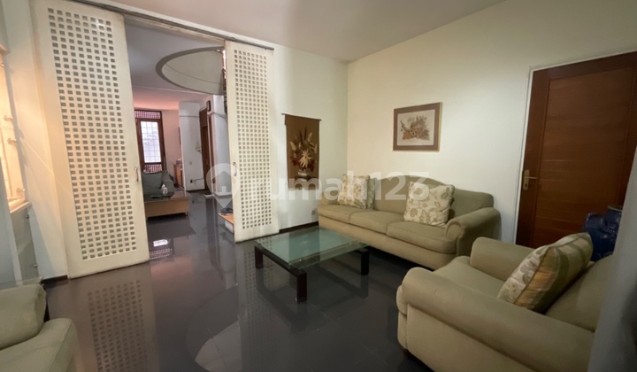 Rumah 2 Lantai Luas Pinggir Jalan Jarang Ada Sayap Dago Bandung Rumah 2 Lantai Luas Pinggir Jalan Jarang Ada Sayap Dago Bandung