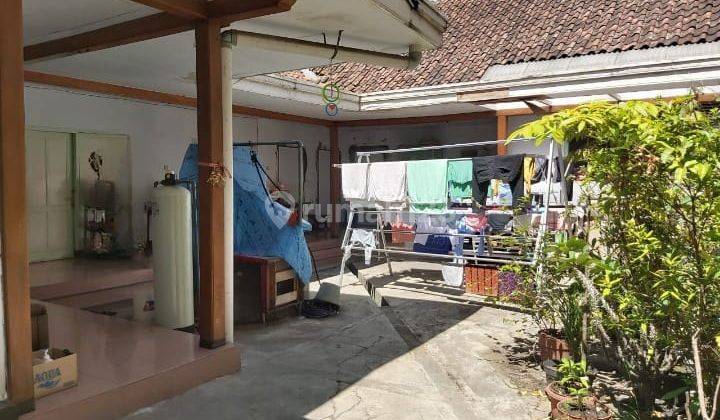 Rumah Strategis Pinggir Jalan Ramai di Jl.Gatot Subroto Bandung 2