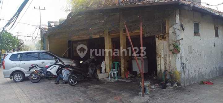 Strategic Rented House by the Roadside on Mainroad Kopo Bandung 2