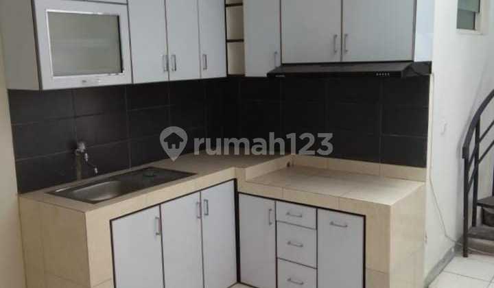 Rumah 1¼ Lantai Bagus di Naganingrum Kota Baru Parahyangan 2