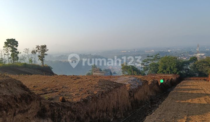 Tanah Strategis Dalam Cluster di Emeralda Resort Padalarang KBB Tanah Strategis Dalam Cluster di Emeralda Resort Padalarang KBB