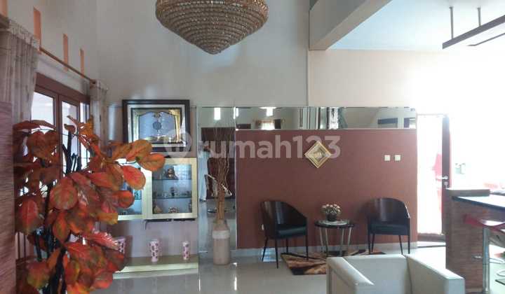 Modern 2¼ Story House in Megaraya Gunung Batu Complex, Bandung 2