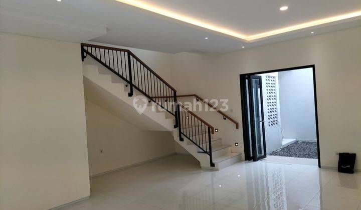 Rumah Baru 2 Lantai Minimalis Modern di Jl.Reog Bandung 1