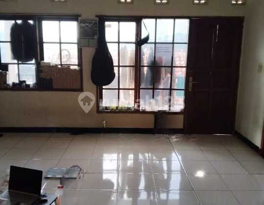 Rumah 2 Lantai Akses 1 Mobil Tengah Kota di Sayap Dago Bandung Rumah 2 Lantai Akses 1 Mobil Tengah Kota di Sayap Dago Bandung