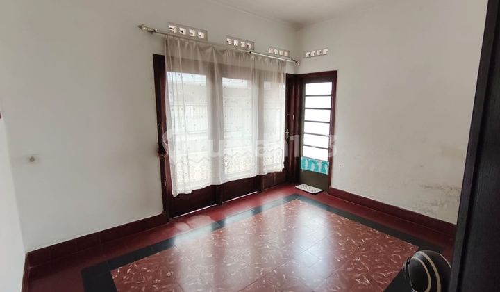 Rumah Strategis Pusat Kota Akses 2 Mobil di Sayap Braga Bandung Rumah Strategis Pusat Kota Akses 2 Mobil di Sayap Braga Bandung