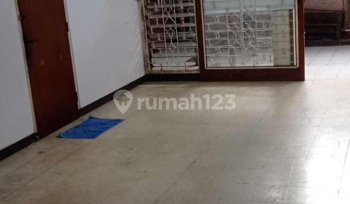 Rumah 1 Lantai Strategis Jalan Utama Komplek Sumbersari Bandung