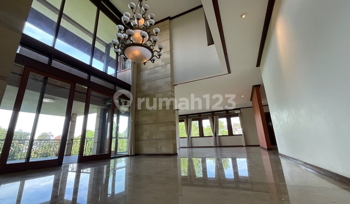 Rumah Luas Mewah Cocok ut Pertemuan dll Setiabudi Regency Bandung Rumah Luas Mewah Cocok ut Pertemuan dll Setiabudi Regency Bandung