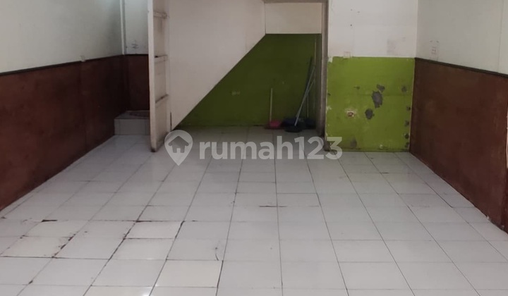 Ruko 3 Lantai Strategis di Komplek Taman Kopo Indah I Kab Bandung