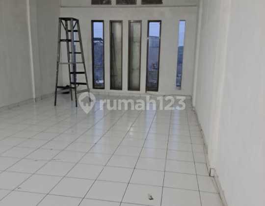 Ruko 3 Lantai Strategis untuk Usaha di Komplek Mekarwangi Bandung 2