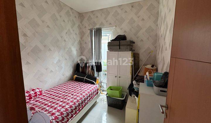kamar tidur rumah 2 lantai modern minimalis