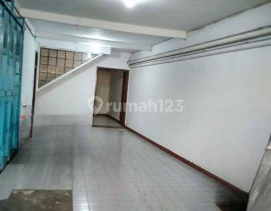 Rumah Pinggir Jalan Cocok untuk Gudang dll di Jl.Holis Bandung 2