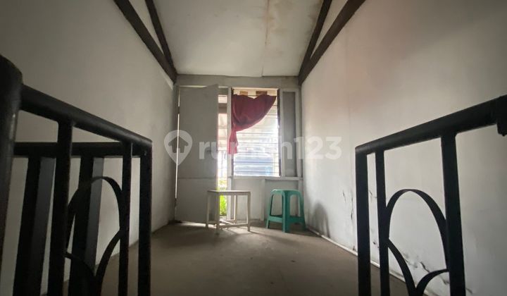 Roadside House for Business, etc. in Sayap Amir Mahmud, Cimahi 2