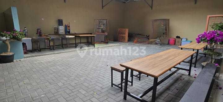 Strategic Shop House for Office, Shop, etc. on Dago Main Road, Bandung City. 2