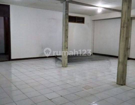 Rumah Pinggir Jalan Cocok untuk Gudang dll di Jl.Holis Bandung 1