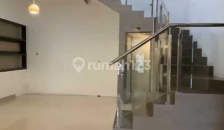 Rumah 2 Lantai Minimalis Modern di Ciwaruga Parongpong KBB Rumah 2 Lantai Minimalis Modern di Ciwaruga Parongpong KBB