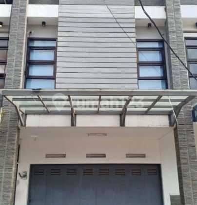 Ruko Strategis untuk Usaha,Kantor dll komplek Batununggal Bandung