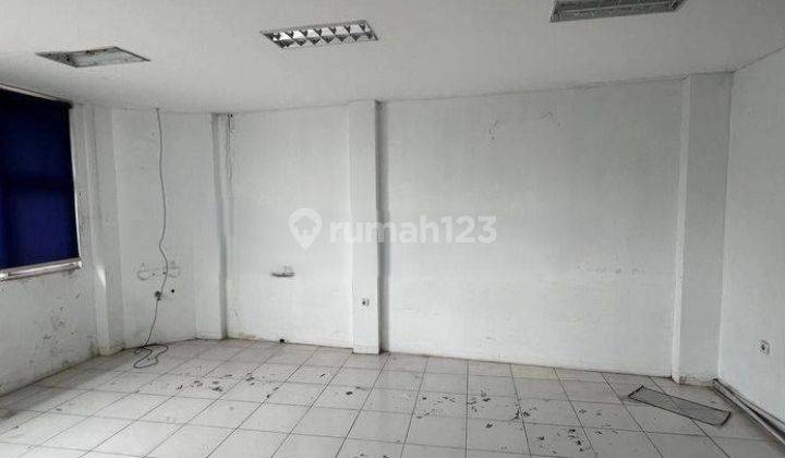 Bangunan Strategis ut Kantor dll Mainroad Soekarno Hatta Bandung 2
