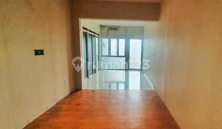 Rumah Minimalis Modern di Kota Baru Parahyangan Larang Tapa 2