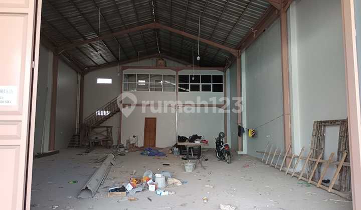 Gudang Siap Pakai Strategis di Dekat Tol Margaasih Bandung