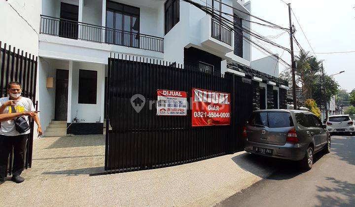 Pejompongan, Strategis, Bagus, Bangunan Baru, Siap Huni