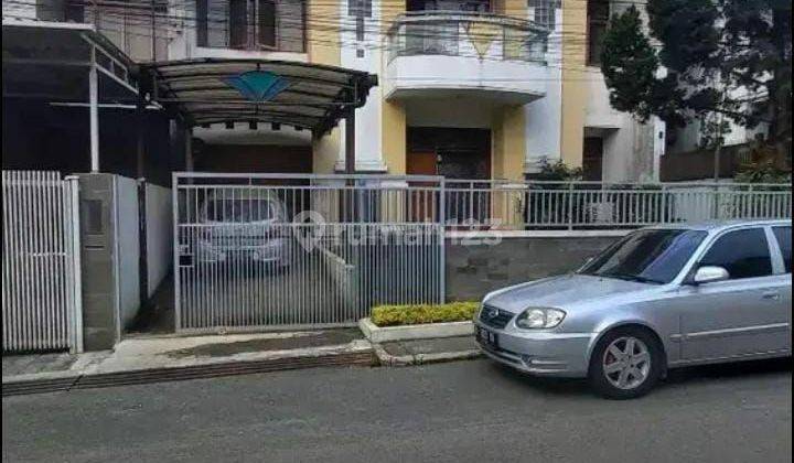 Rumah di Cipaku Indah Setiabudhi Bandung Kota 1