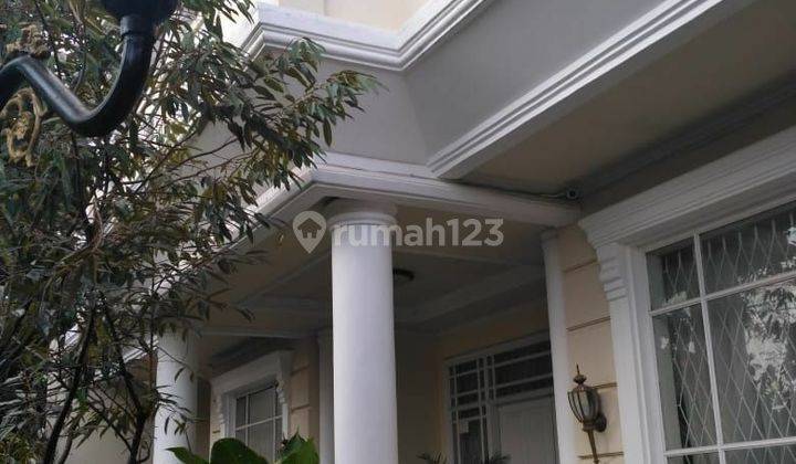 Rumah Mewah Klasik Cigadung Dekat Rumah Botol 2