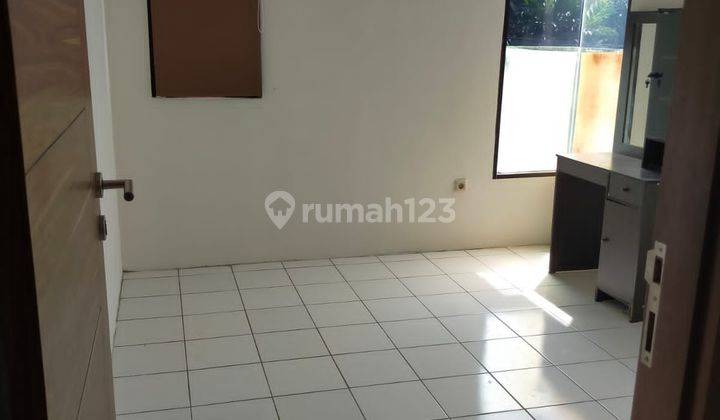 DI JUAL RUMAH DUA LANTAI MINIMALIS DI KOMPLEK MANGLAYANG REGENCY CINUNUK 7