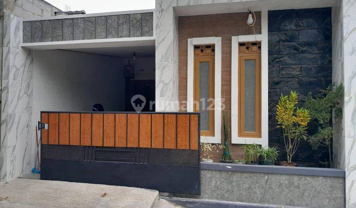 Rumah Minimalis Modern Siap Huni Di Komplek Manglayang Regency 1