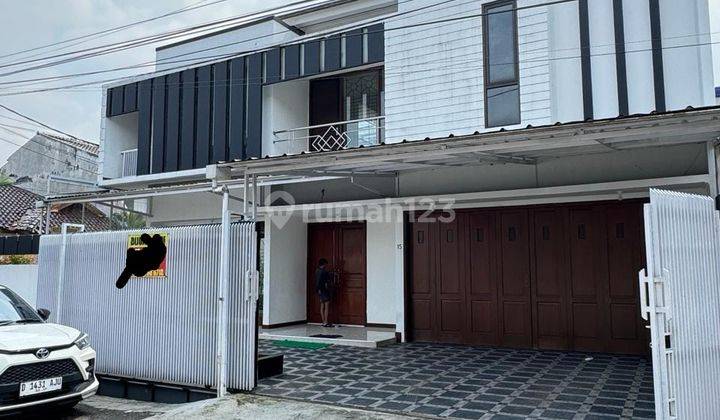 Rumah Lux Modern Halaman Depan Luas Di Logam Buahbatu 1