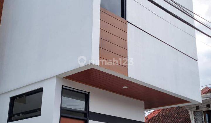 Di Jual Rumah Baru Dua Lantai Modern Di Komplek Margahayu Raya 2