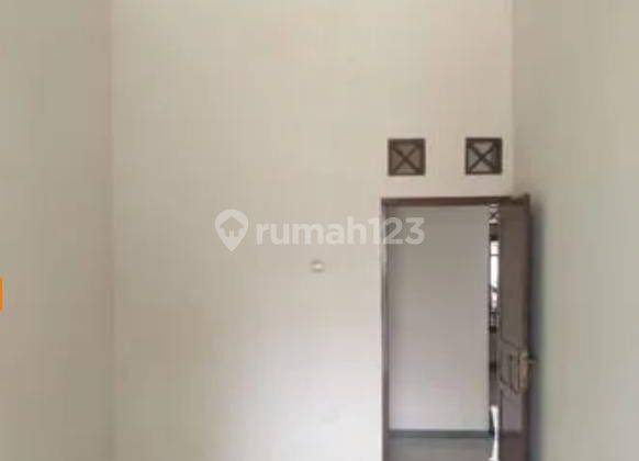 Disewakan Rumah Selatan Fkip Universitas Sarjanawiyata Taman Siswa Jogjakarta Kode Dr.728  2