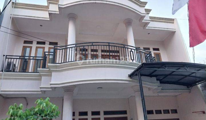 Rumah 2 Lt Bagus Siap Huni Lt 175 m2 Jl Puskesmas Halim Perdana Kusuma 2