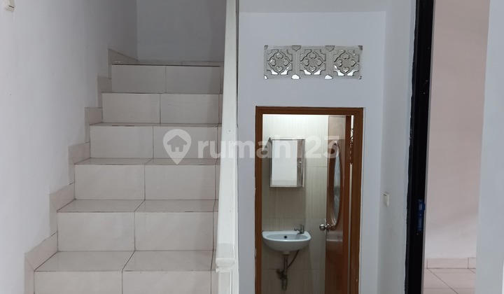 Rumah 2 Lantai Lt 90 M2 Regensi Melati Mas 6