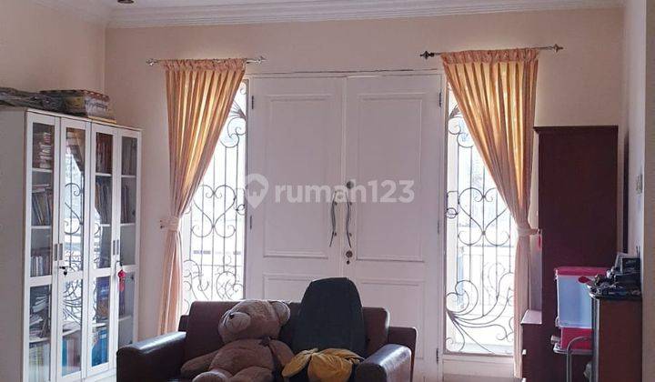 Rumah 2 Lt Bagus Furnished Lt 300 m2 Cluster Shappire PHG Gading Serpong 2