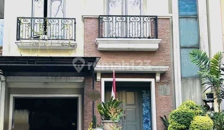 Cheap 2-Storey House with Land Title, 152 m2 Land Area, Crystal Gading Serpong Cluster