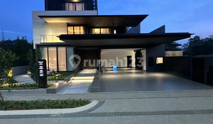 Super Luxury House Land 730 m2 Building 744 m2 Botanical Navapark BSD