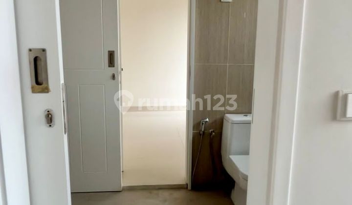 MURAH Rumah Siap Huni Lt 250 m2 Cluster Whitsand Greenwich BSD MURAH Rumah Siap Huni Lt 250 m2 Cluster Whitsand Greenwich BSD